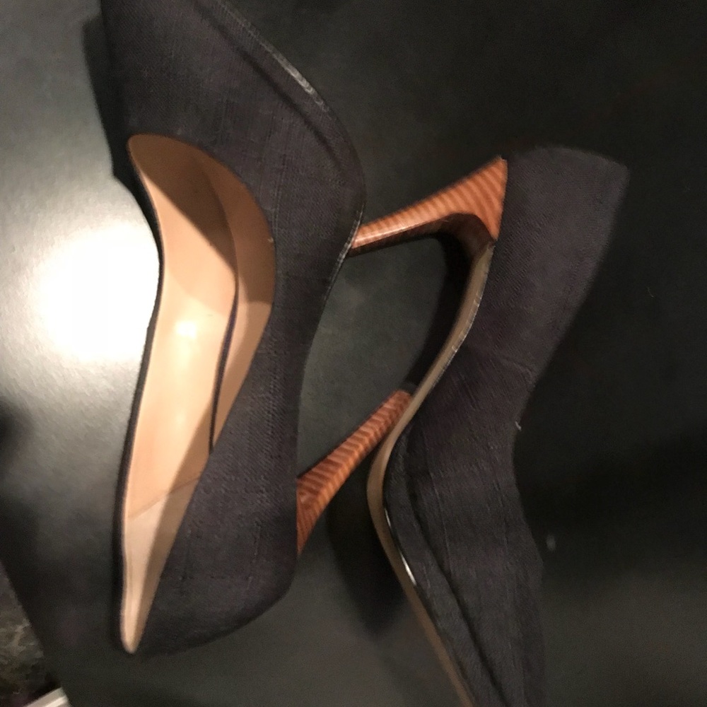 Brand Nee Charles David Blue Shoes